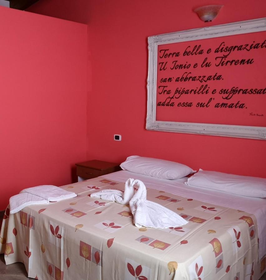 Azienda Agrituristica La Fonte Villa Bonifati Luaran gambar